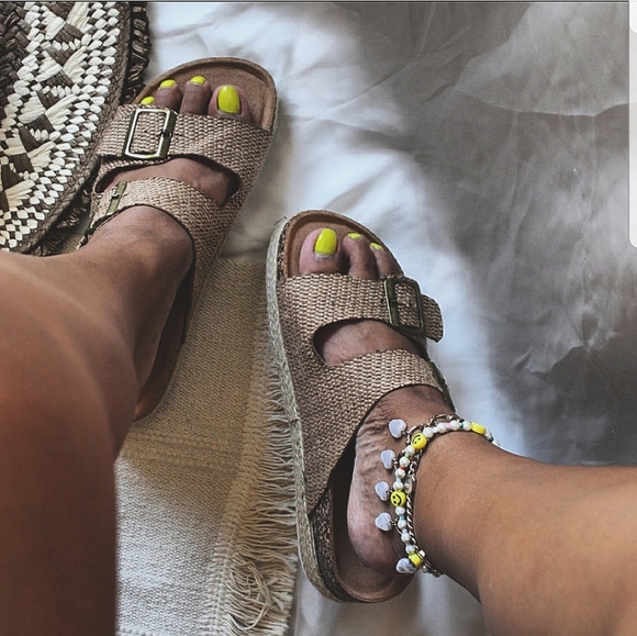 🚨FEW PAIRS LEFT// Tan jute Sandal - Picture 4 of 6